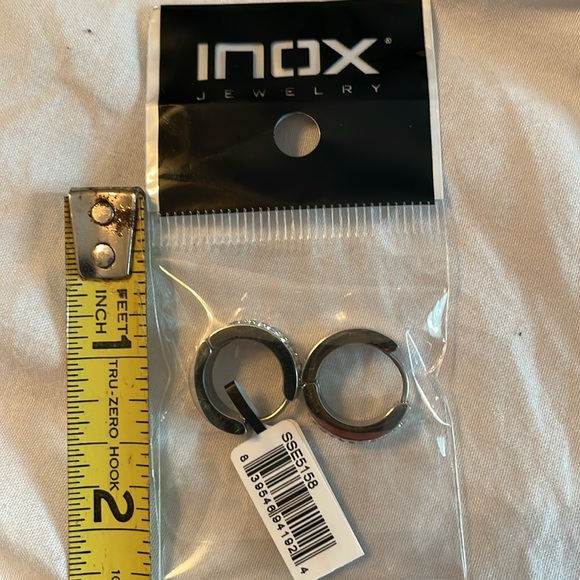 Inox - new in package - cuff earrings - Picture 5 of 5